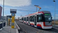 V úterý začnou jezdit tramvaje na nové trati. Chybí už jen zeleň a terénní úpravy V úterý začnou jezdit tramvaje na nové trati. Chybí už jen zeleň a terénní úpravy
