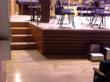 Prostor v sálu pro vozíčkáře