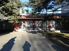 Hlavní vstup do budovy