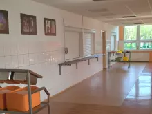 Výdejní pult v jídelně
