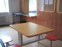 Výdejní pult v jídelně
