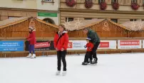 Část Horního náměstí se proměnila ve veřejné kluziště Část Horního náměstí se proměnila ve veřejné kluziště
