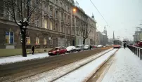 Výstraha – následky hustého sněžení a další vývoj počasí Výstraha – následky hustého sněžení a další vývoj počasí