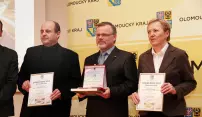 Kruhový objezd na Dobrovského je Stavbou roku 2012 Kruhový objezd na Dobrovského je Stavbou roku 2012