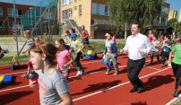 Základní škola Holečkova má nové sportoviště, slouží žákům i veřejnosti
