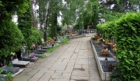 Olomoucký hřbitov se dočká nových dlážděných cest