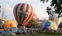 První olomoucká balonová fiesta nadchla davy diváků