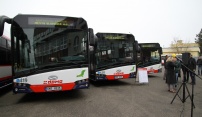 Olomoucké ulice brázdí nové moderní autobusy