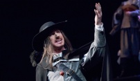 Na jevišti Moravského divadla Olomouc odhodí svůj širák Cyrano z Bergeracu