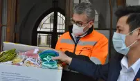Vietnamky žijící na Hané ušily Olomoučanům 1500 roušek Vietnamky žijící na Hané ušily Olomoučanům 1500 roušek