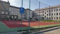 Školní hřiště se otevírají veřejnosti, platí ale přesně daná pravidla Školní hřiště se otevírají veřejnosti, platí ale přesně daná pravidla