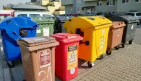 Oznámení o hromadné platbě za odpad je možné podat pouze písemně Oznámení o hromadné platbě za odpad je možné podat pouze písemně