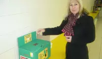 Baterie odevzdejte do speciálních nádob! Baterie odevzdejte do speciálních nádob!