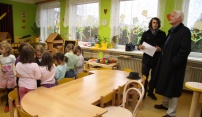 Olomoucké mateřské školy se zapojily do projektu „Židle v ulicích“
