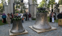 Zvonům pro Dóm svatého Václava požehnal arcibiskup
