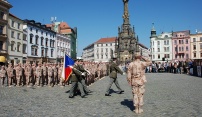 Slavnostní nástup na Horním náměstí v Olomouci