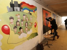 Malby studentů a seniorů ozdobily jeden z olomouckých podchodů | © Blanka Martinovská